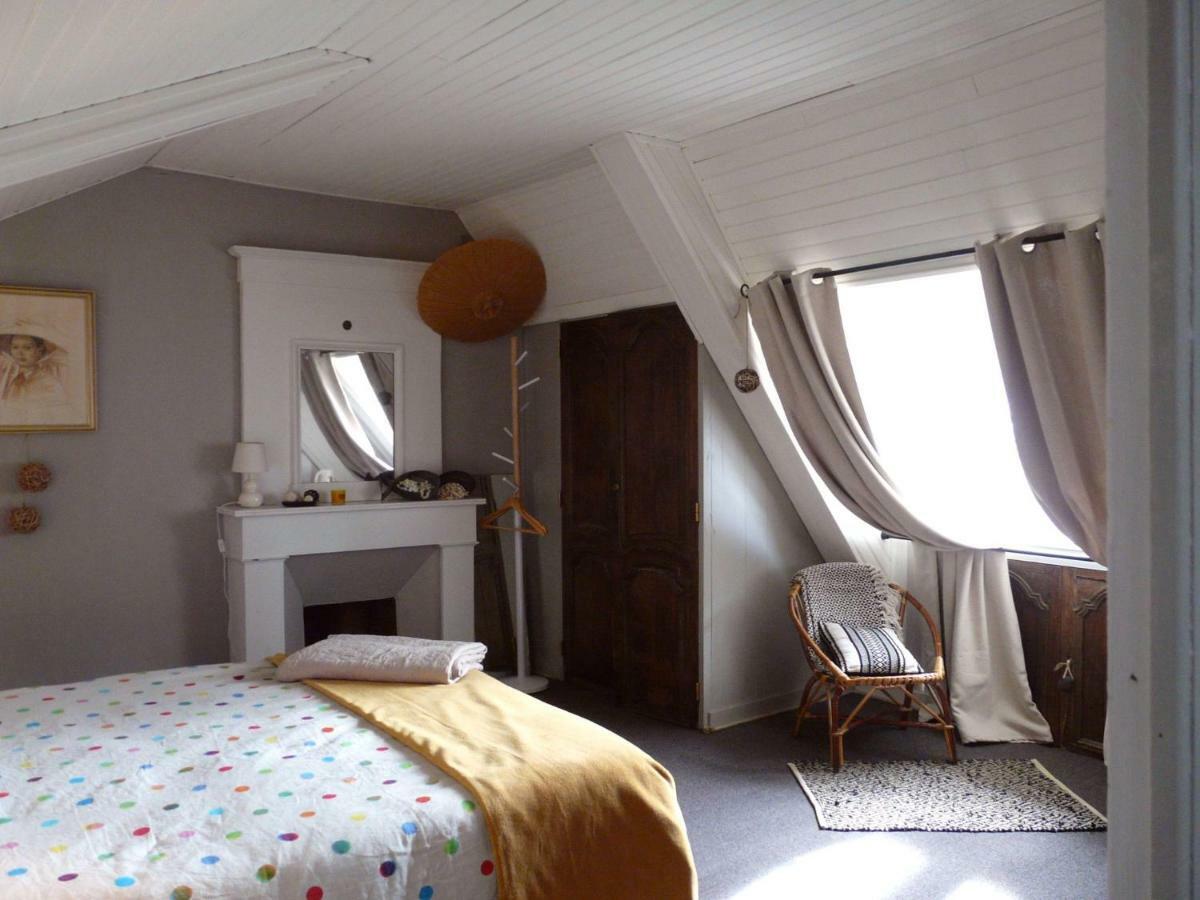 Manoir Tregont Mab Bed & Breakfast Кимпер Екстериор снимка